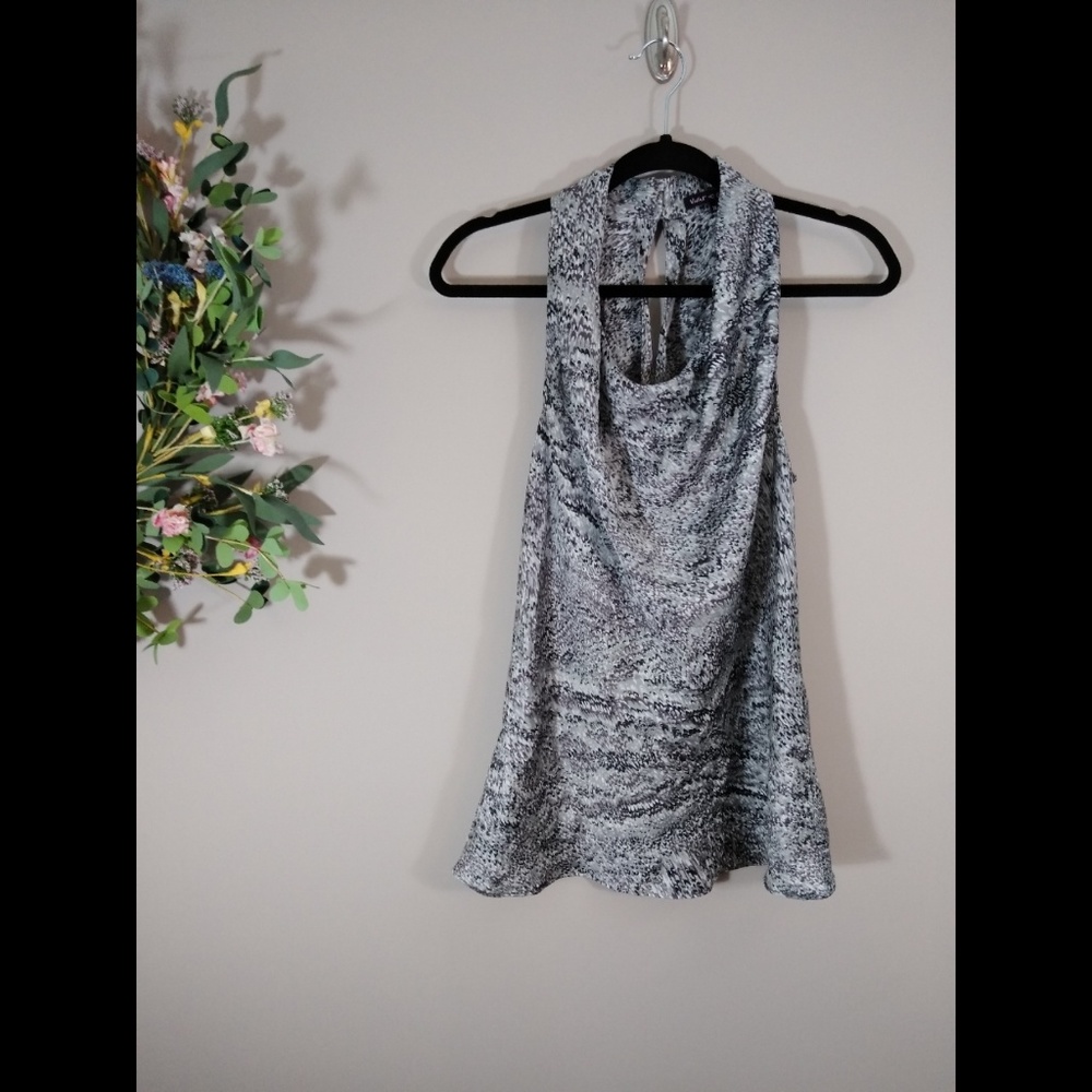 Violet & Claire Anthropologie Top size Medium